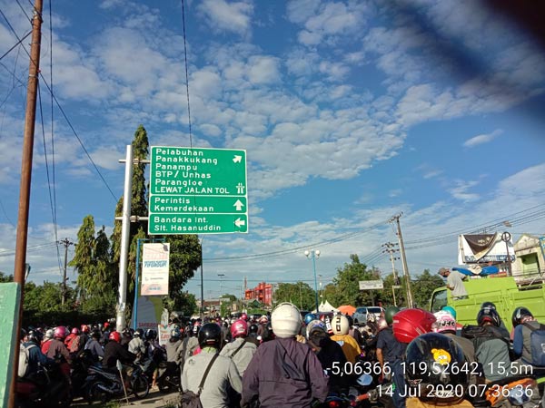 Macet pemeriksaan surat keterangan bebas covid maros ke makassar